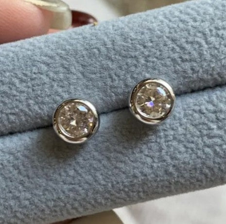 Round Diamond Earrings 1ct