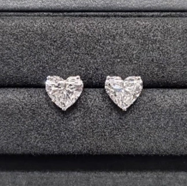 Heart Shaped Stud Earrings 1ct*2